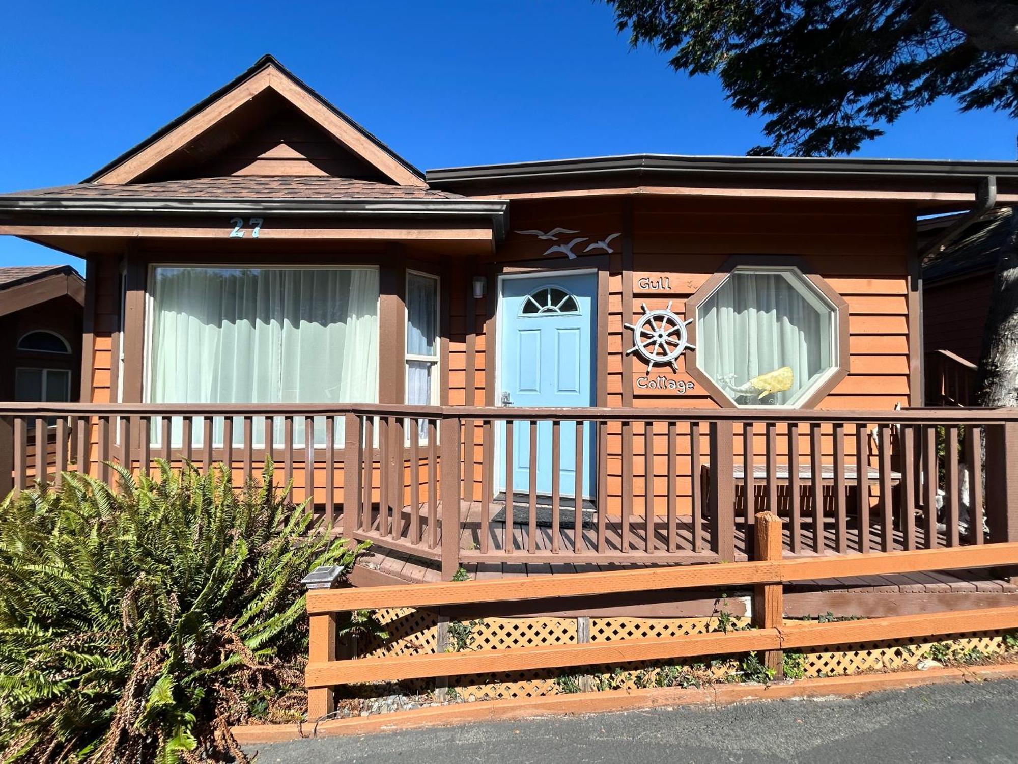 Modern Ocean Cabin 27 Stylish Kitchen & Jacuzzi Smith River Exterior photo